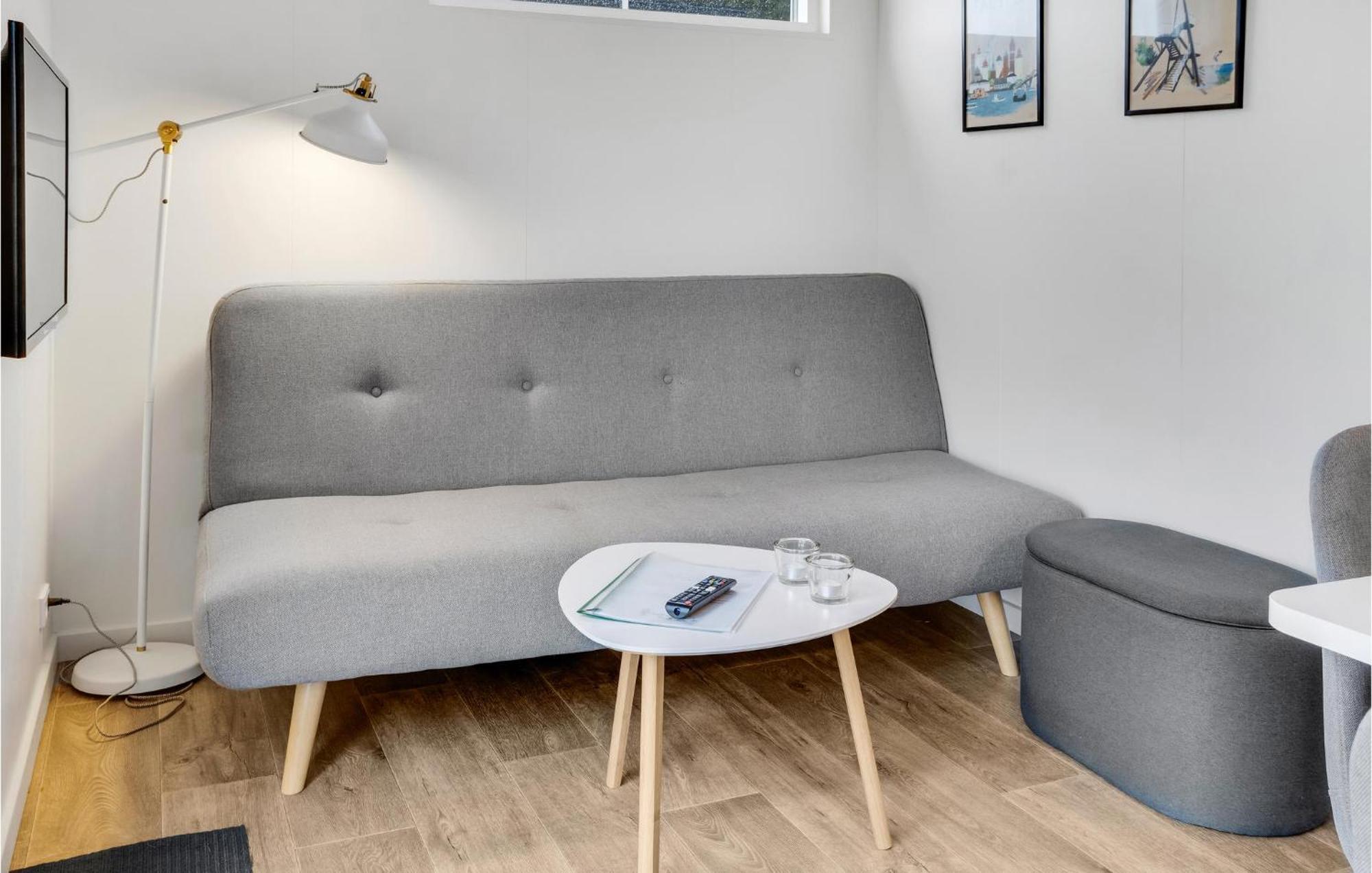 Amazing Apartment In Vaeggerlose With Kitchenette Boto By Exterior photo